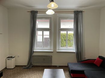 Pronájem bytu 1+kk v osobním vlastnictví 34 m², Dalovice