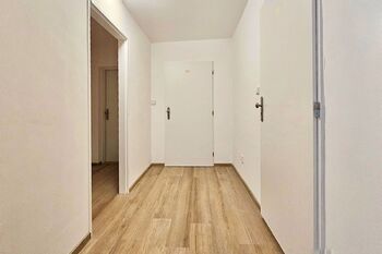 Pronájem bytu 1+kk v osobním vlastnictví 17 m², Velké Přílepy