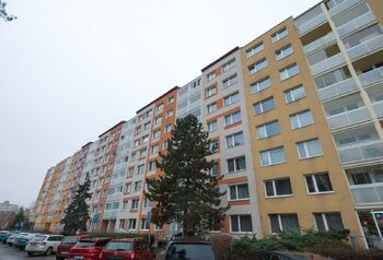 Prodej bytu 3+1 v osobním vlastnictví 76 m², Praha 10 - Horní Měcholupy