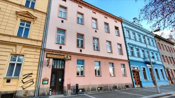 Prodej nájemního domu 555 m², Hradec Králové