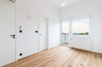 Prodej bytu 5+kk v osobním vlastnictví 172 m², Praha 5 - Smíchov