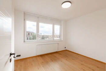 Prodej bytu 5+kk v osobním vlastnictví 172 m², Praha 5 - Smíchov