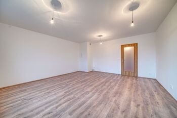 Pronájem bytu 1+kk v osobním vlastnictví 40 m², Liberec