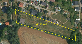 Prodej pozemku 4858 m², Benešov