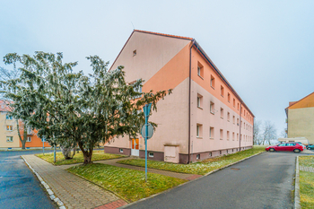 Prodej bytu 1+1 v osobním vlastnictví 30 m², Stochov