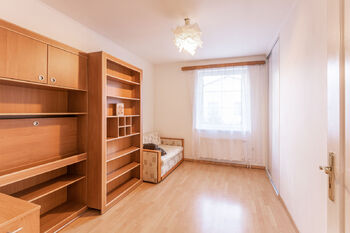 Prodej domu 211 m², Praha 6 - Lysolaje