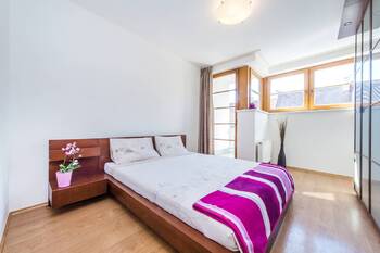 Pronájem bytu 2+kk v osobním vlastnictví 51 m², Praha 5 - Smíchov