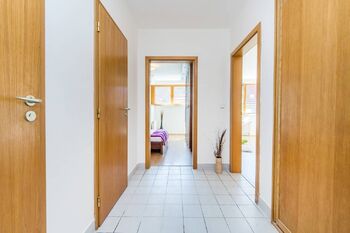 Pronájem bytu 2+kk v osobním vlastnictví 49 m², Praha 5 - Smíchov