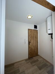 Pronájem bytu 2+kk v osobním vlastnictví 45 m², Praha 8 - Libeň