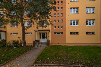 Pronájem bytu 1+1 v osobním vlastnictví 35 m², Kladno