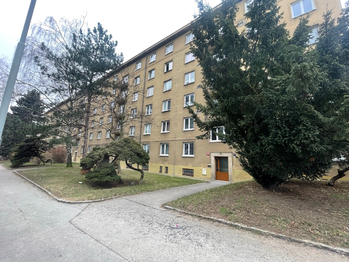 Prodej bytu 2+1 v osobním vlastnictví 53 m², Praha 4 - Michle