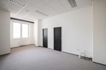 Pronájem kancelářských prostor 53 m², Plzeň