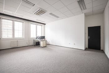 Pronájem kancelářských prostor 32 m², Plzeň