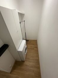 Předsíň - Pronájem bytu 1+1 v osobním vlastnictví 38 m², Nejdek