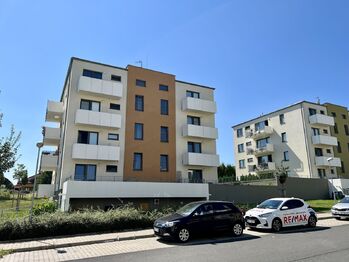 Pronájem bytu 2+kk v osobním vlastnictví 58 m², Horoměřice