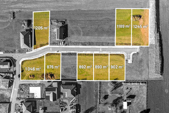 Prodej pozemku 892 m², Stolany