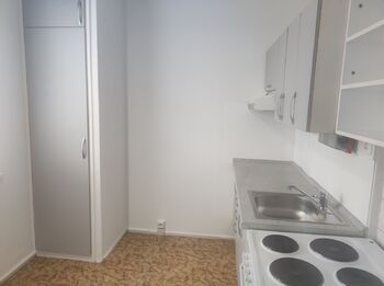 kuchyň - Pronájem bytu 1+1 v osobním vlastnictví 37 m², Chrudim