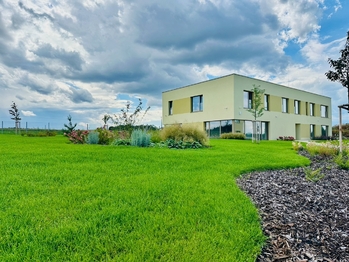 Pronájem obchodních prostor 101 m², Velká Bíteš