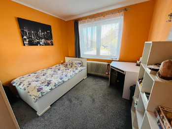 Pokoj 2. - Prodej domu 150 m², Borová Lada