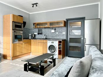 Pronájem bytu 2+kk v družstevním vlastnictví 43 m², Osek