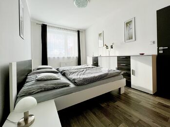 Pronájem bytu 2+kk v družstevním vlastnictví 43 m², Osek