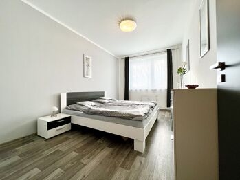 Pronájem bytu 2+kk v družstevním vlastnictví 43 m², Osek