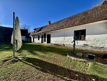 Prodej zemědělského objektu 877 m², Mladošovice