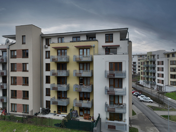 Prodej bytu 3+kk v osobním vlastnictví 68 m², Praha 9 - Čakovice