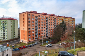 Budova - Pronájem bytu 2+1 v osobním vlastnictví 60 m², Ústí nad Labem