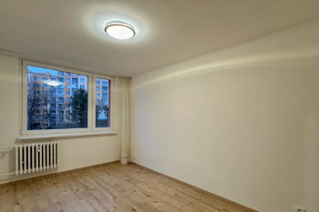 Pronájem bytu 3+1 v družstevním vlastnictví 74 m², Praha 9 - Černý Most