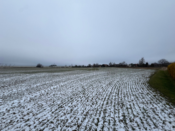 Prodej pozemku 1500 m², Lazníky