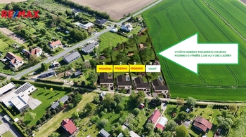 Prodej pozemku 2100 m², Lazníky