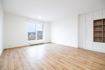 Pronájem bytu 1+kk v osobním vlastnictví 40 m², Beroun