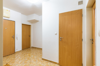 Pronájem bytu 3+kk v osobním vlastnictví 77 m², Praha 9 - Vysočany