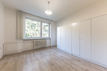 Prodej bytu 3+kk v osobním vlastnictví 71 m², Praha 5 - Smíchov