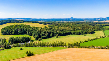 Prodej pozemku 101056 m², Zákupy