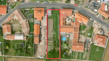 Prodej pozemku 1088 m², Klobuky