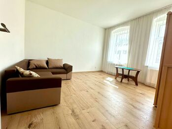 Pronájem bytu 3+1 v osobním vlastnictví 96 m², Dalovice