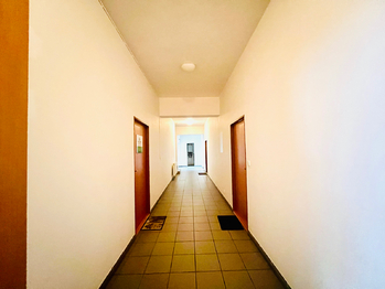 Pronájem kancelářských prostor 27 m², Kyjov