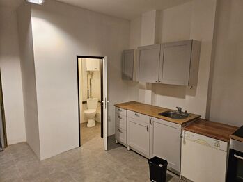 KUCHYŇSKÝ KOUT  - Pronájem obchodních prostor 49 m², Praha 3 - Žižkov