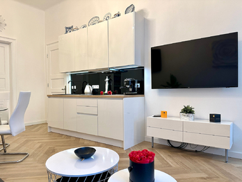 Prodej bytu 2+kk v osobním vlastnictví 42 m², Praha 1 - Nové Město