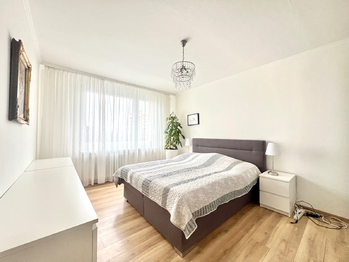 Prodej bytu 3+1 v osobním vlastnictví 83 m², Chomutov