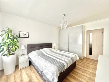 Prodej bytu 3+1 v osobním vlastnictví 83 m², Chomutov