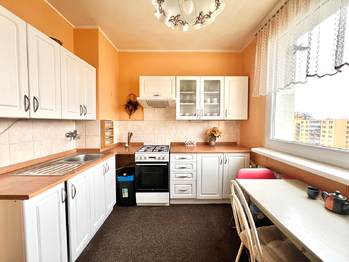 Prodej bytu 2+1 v osobním vlastnictví 67 m², Chomutov