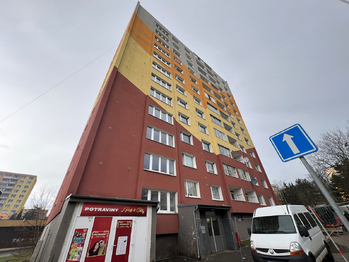 Prodej bytu 2+1 v osobním vlastnictví 67 m², Chomutov