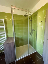 Sprchový kout - Pronájem bytu 3+kk v osobním vlastnictví 78 m², České Budějovice
