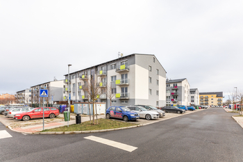 Prodej bytu 3+kk v osobním vlastnictví 57 m², Chýně