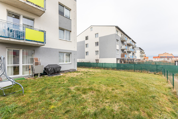 Prodej bytu 3+kk v osobním vlastnictví 57 m², Chýně