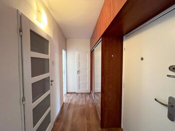 Pronájem bytu 2+1 v družstevním vlastnictví 54 m², Praha 9 - Prosek