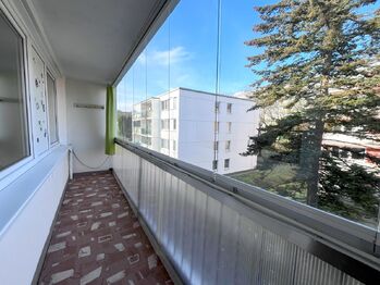 Pronájem bytu 2+1 v družstevním vlastnictví 54 m², Praha 9 - Prosek